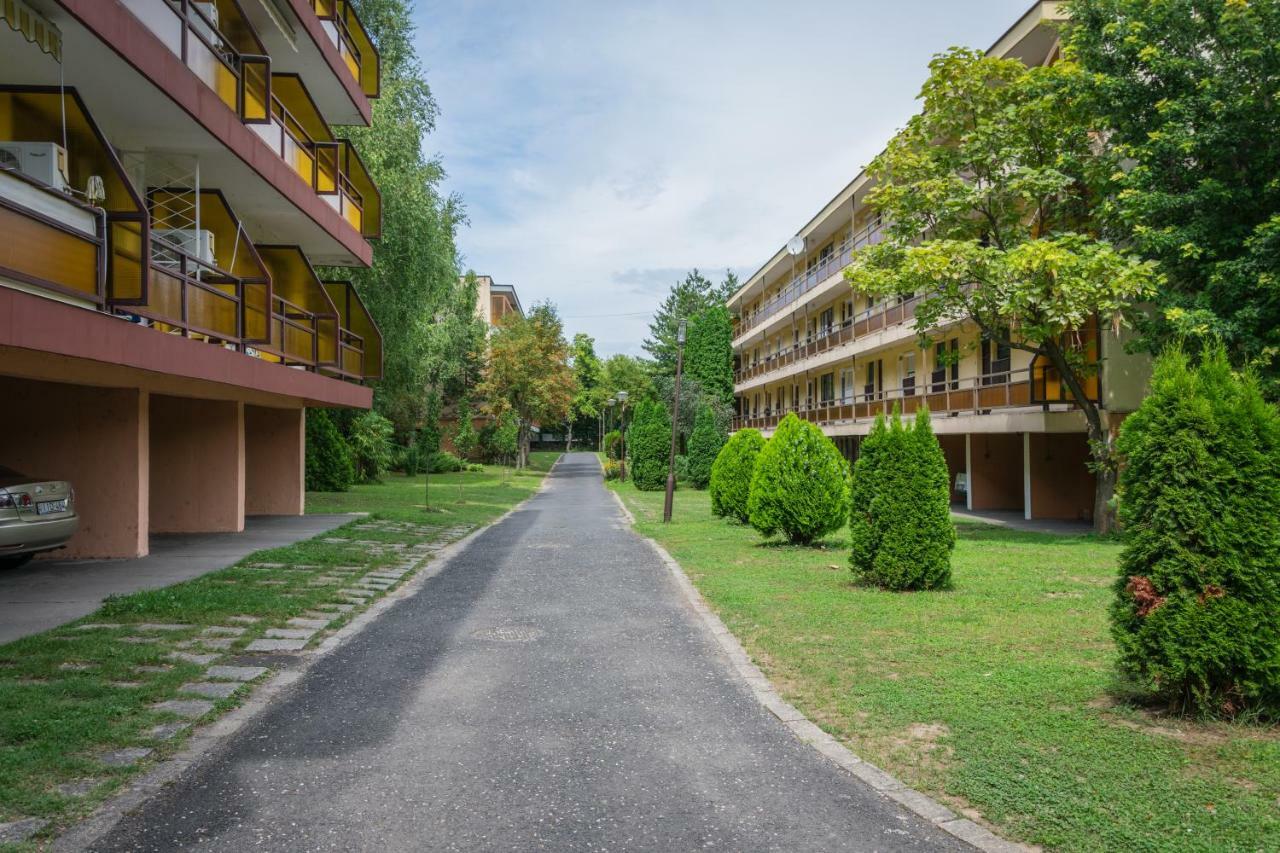 Helikon 32 Apartman Keszthely Exterior foto